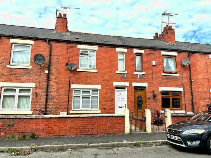 1 Bedroom Property To Rent In Queen Street, Queensferry, Deeside, CH5