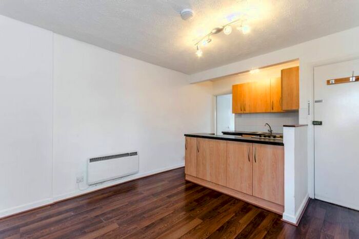 1 Bedroom Flat To Rent In Ash Street, Ash, Aldershot, GU12