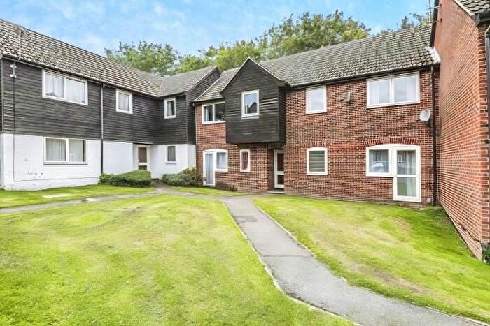 1 Bedroom Flat To Rent In Eeklo Place, Newbury, RG14