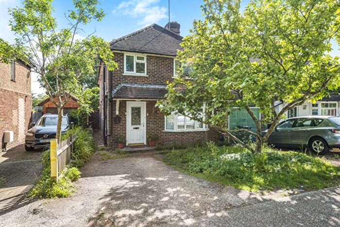 3 Bedroom Detached House For Sale In Oak Tree Close, Jacobs Well, Guildford, Surrey, GU4