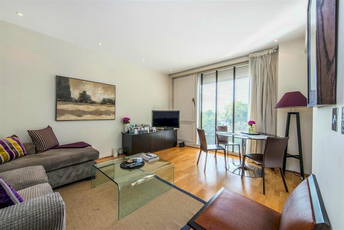 1 Bedroom Flat To Rent In Cubitt Building, Grosvenor Waterside, Gatliff Road, London, SW1W