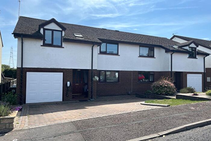 4 Bedroom Semi Detached House For Sale In Maplewood Gardens, LA1