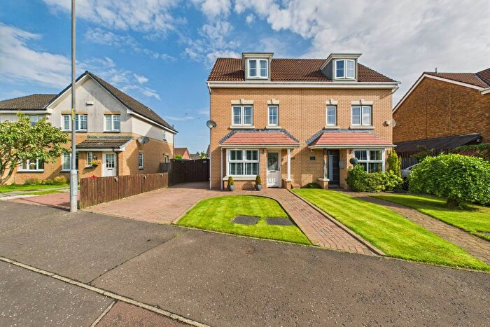 4 Bedroom Semi-Detached House For Sale In Linkwood Road, Airdrie, ML6