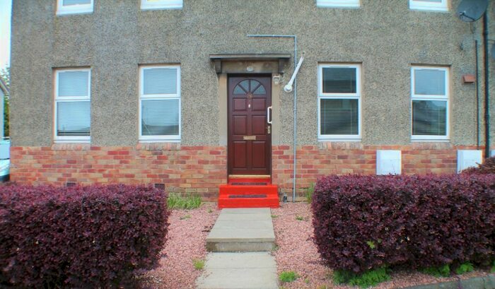 2 Bedroom Flat To Rent In Meadow View, Dunfermline, Fife, KY12