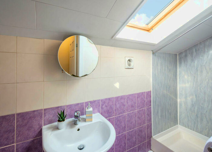 1 Bedroom Flat To Rent In Wood Lane, Leeds, LS6