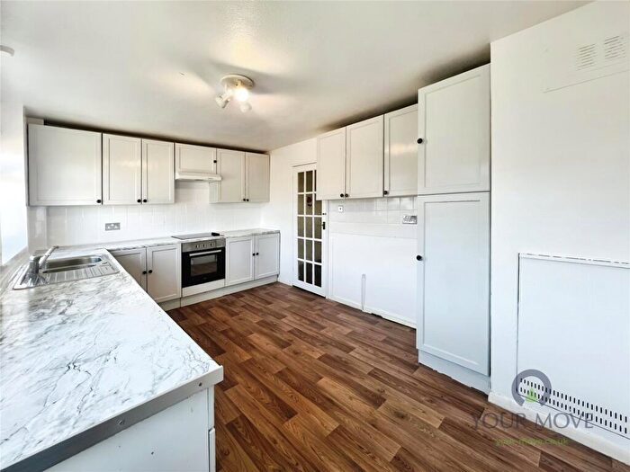 3 Bedroom Terraced House To Rent In Wakefield Close, Strood, Rochester, Kent, ME2