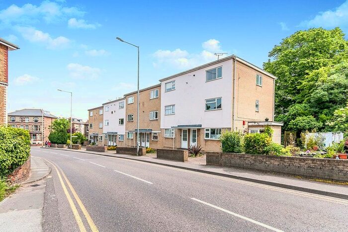 2 Bedroom Flat To Rent In Ramsgate Road, Broadstairs, CT10