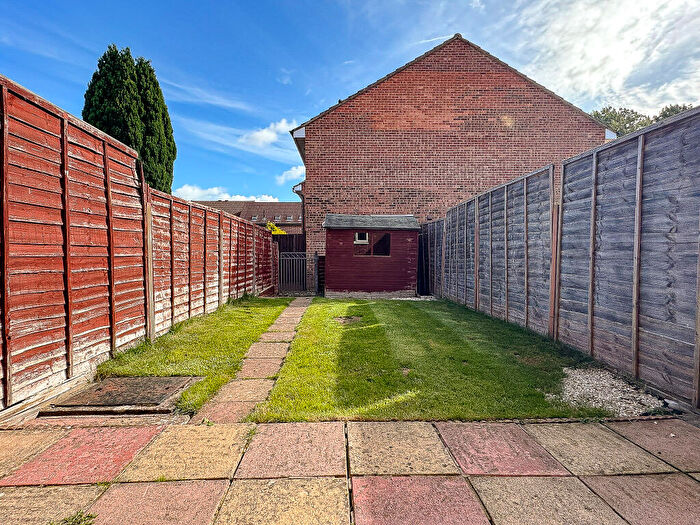 2 Bedroom Terraced House For Sale In Chatsworth Road, Bobblestock, Hereford, HR4