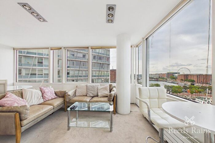 2 Bedroom Apartment To Rent In Strand Street, Liverpool, Merseyside, L1