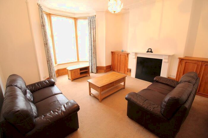 1 Bedroom Flat To Rent In Union Grove Gl, Ground Left, AB10