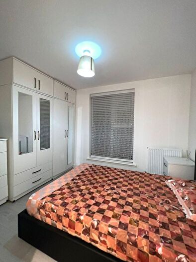 1 Bedroom Studio To Rent In Tilling Green, Dunstable, Bedfordshire, LU5