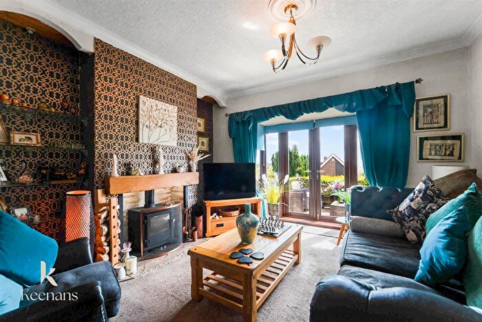 4 Bedroom Detached Bungalow For Sale In Rochdale Road, Ramsbottom, BL0