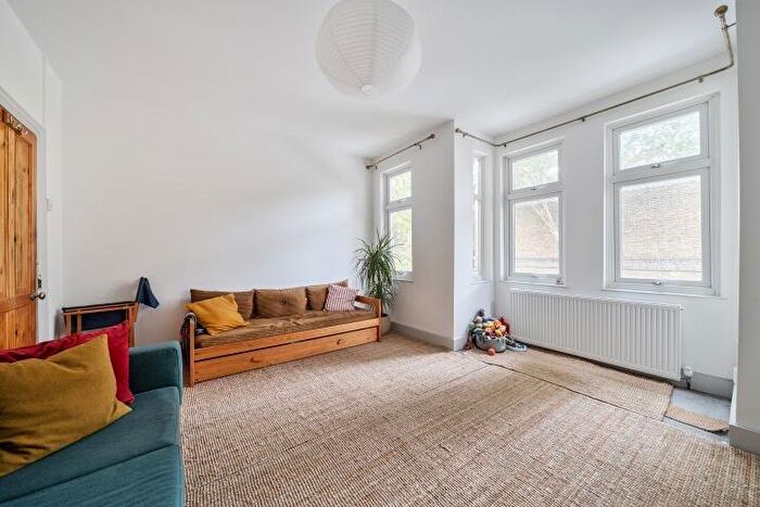 2 Bedroom Semi Detached House For Sale In Wrexham Road, London, E3