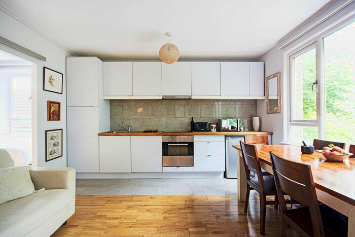 1 Bedroom Flat To Rent In Crescent Road, Crouch End, London, N8