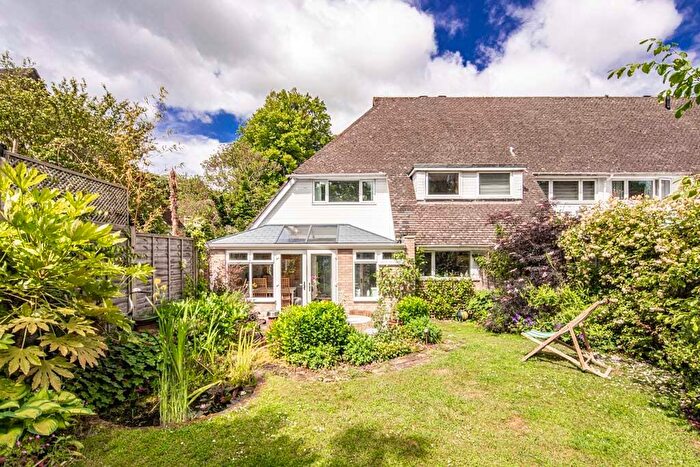 4 Bedroom House For Sale In Pennypiece, Goring On Thames, RG8