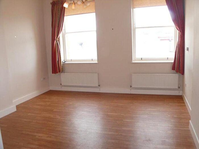 2 Bedroom Flat To Rent In Behrens Warehouse, Little Germany, Bradford, BD1