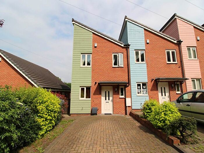 3 Bedroom Property To Rent In Aldham House Lane, Wombwell, S73