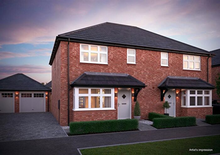 3 Bedroom Semi-Detached House For Sale In Willowbrook Park, Bolsover, S44