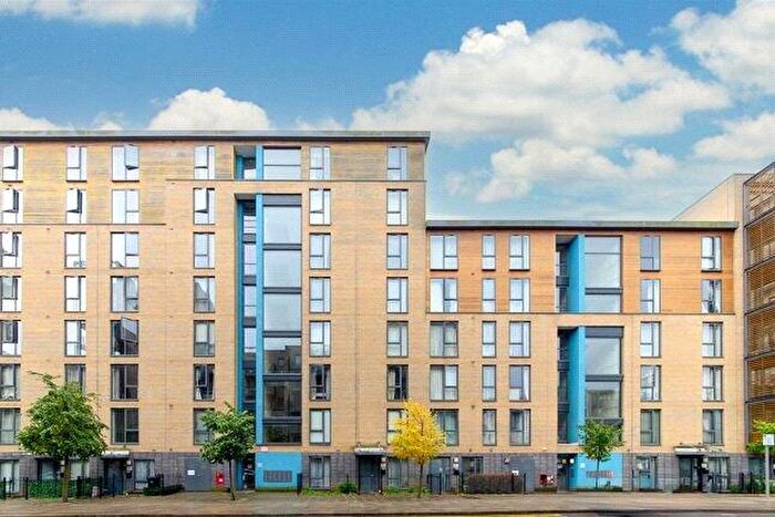 1 Bedroom Flat To Rent In Penfield Court, Colindale, NW9