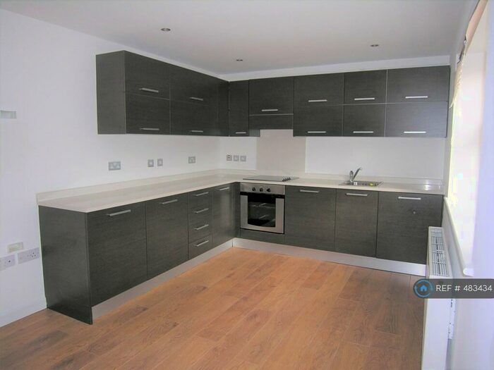 1 Bedroom Bungalow To Rent In Flamstead End Road, Cheshunt, EN8