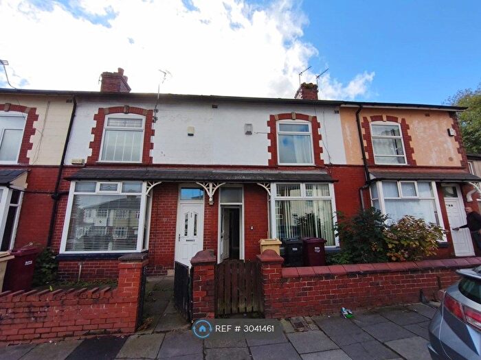 2 Bedroom Terraced House To Rent In Plodder Lane, Bolton, BL4