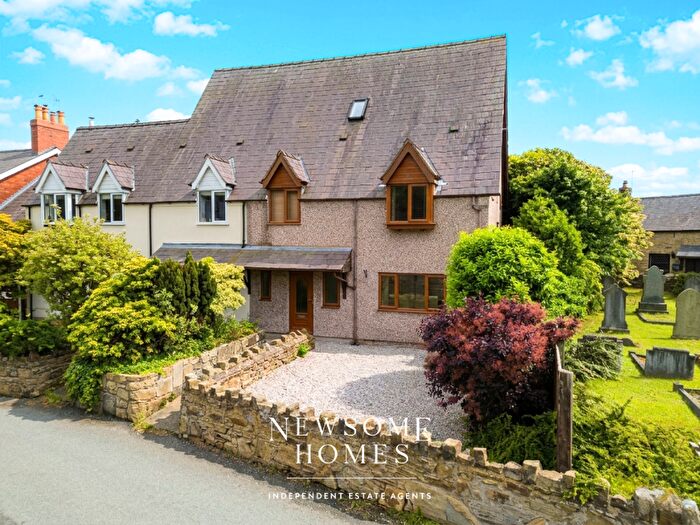 5 Bedroom House For Sale In Vownog Road, Sychdyn, Flintshire, CH7