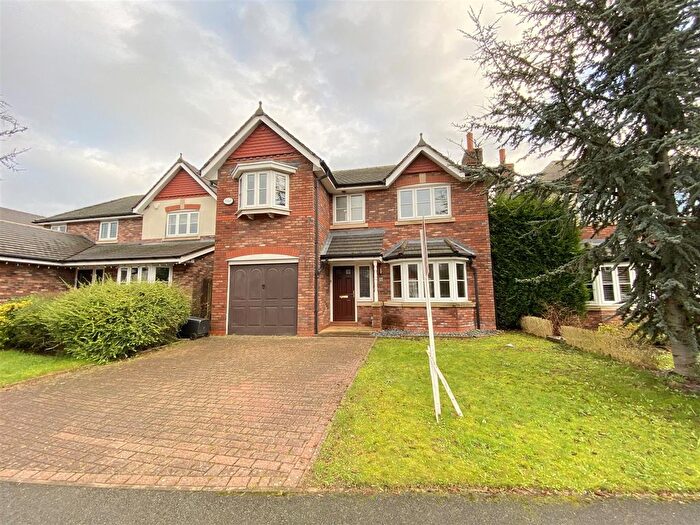 4 Bedroom Detached House For Sale In Kingsbury Drive, Regents Park, Wilmslow, SK9