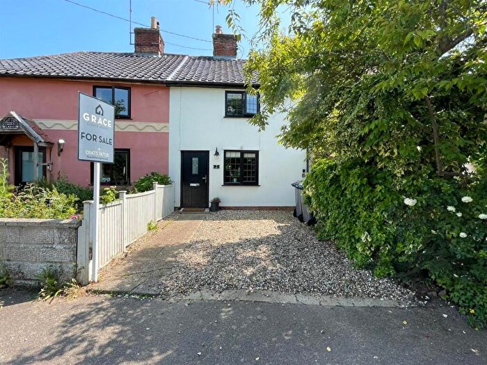 2 Bedroom Terraced House For Sale In Low Street, IP13