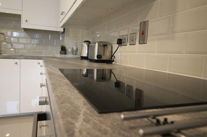 4 Bedroom Flat To Rent In Clarendon Road, Leeds, LS2