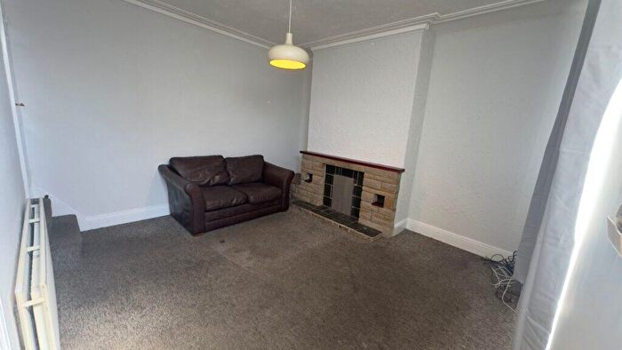 2 Bedroom Terraced House To Rent In Garnet Crescent, Beeston, Leeds, LS11