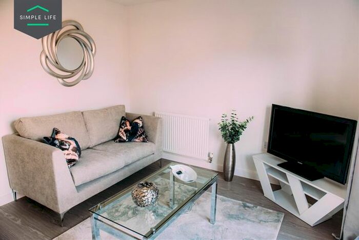 3 Bedroom Terraced House To Rent In East Hill Gardens, Sheffield, S2