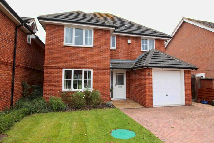 4 Bedroom Property To Rent In Molloy Road, Shadoxhurst, Ashford, TN26