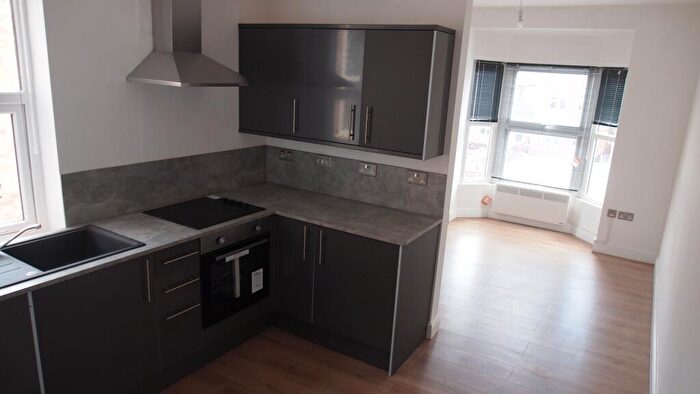 1 Bedroom Flat To Rent In Narborough Road, Leicester, LE3