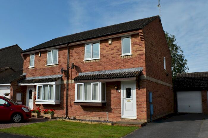 3 Bedroom Semi-Detached House To Rent In Shellthorn Grove, Bridgwater, TA6
