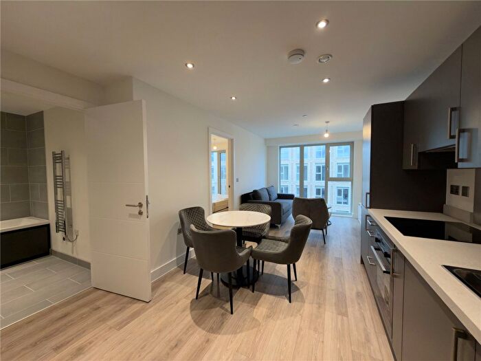 1 Bedroom Flat To Rent In Boulevard Plaza, B Bristol Street, Birmingham, B5
