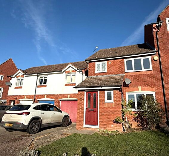 3 Bedroom Semi-Detached House To Rent In Falstaff Grove, Warwick, Warwickshire, CV34