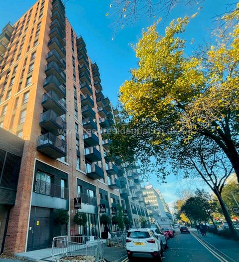 2 Bedroom Apartment To Rent In Victoria Central, Victoria Avenue, Southend On Sea, SS2