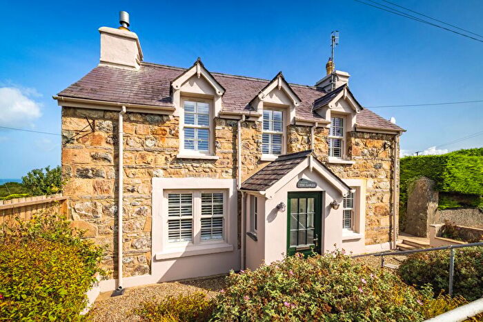 3 Bedroom Detached House For Sale In Fishguard Road, Newport, SA42