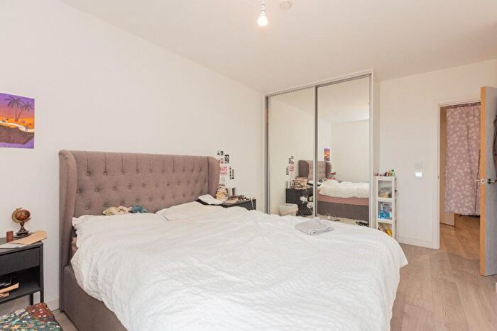 1 Bedroom Apartment To Rent In Damsel Walk, London, NW9