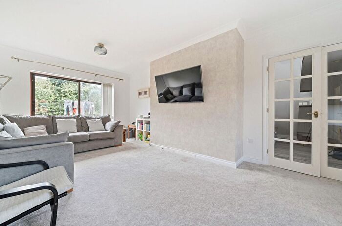 5 Bedroom Detached House To Rent In Snaith Crescent, Milton Keynes, MK5