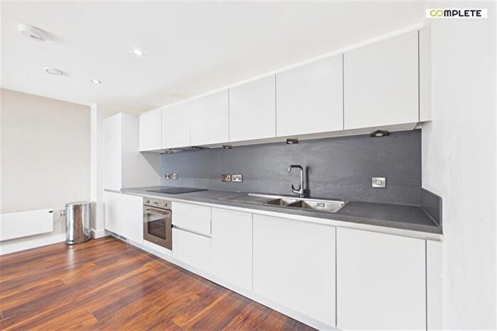 2 Bedroom Flat For Sale In The Assembly, Cambridge St, Manchester, M1