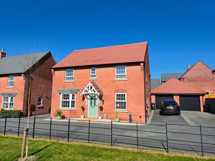 4 Bedroom Detached House For Sale In Percival Way, Hugglescote, LE67