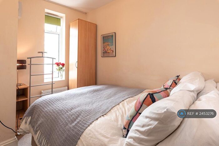 Studio To Rent In Little Western St, Brighton, BN3