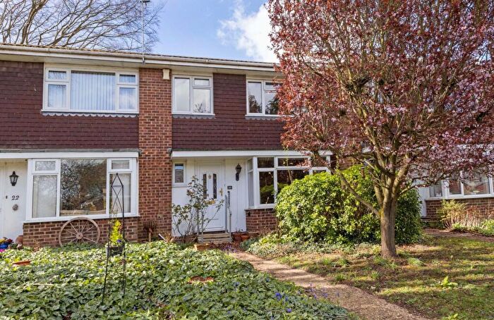 3 Bedroom Terraced House For Sale In Osney Road, Maidenhead, SL6