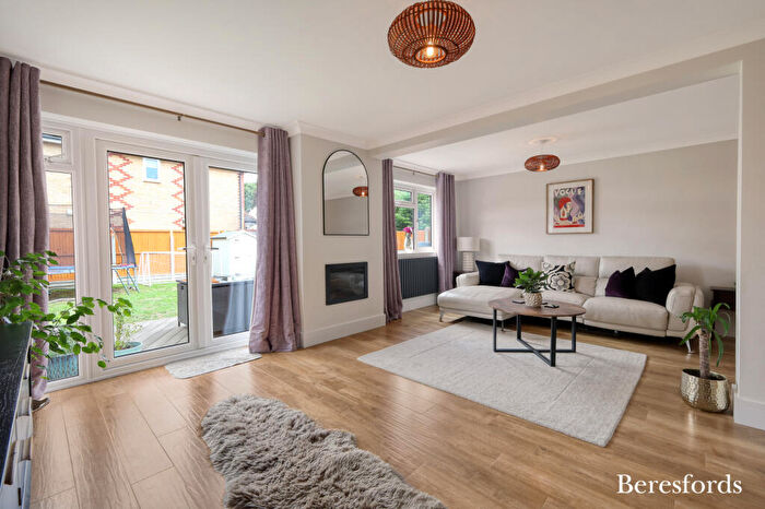4 Bedroom Detached House For Sale In Broad Oaks Park, Colchester, CO4