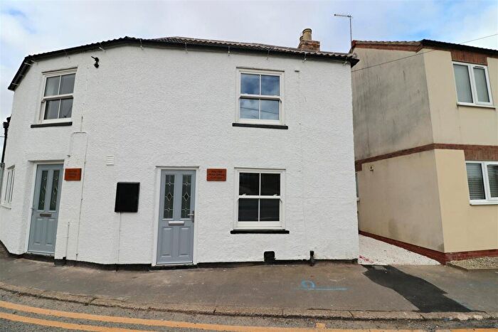 3 Bedroom Cottage To Rent In Church Lane., Skirlaugh, Hull, HU11