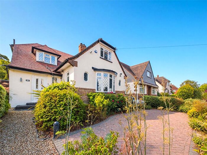 3 Bedroom Detached House For Sale In Harewood Avenue, Bournemouth, Dorset, BH7