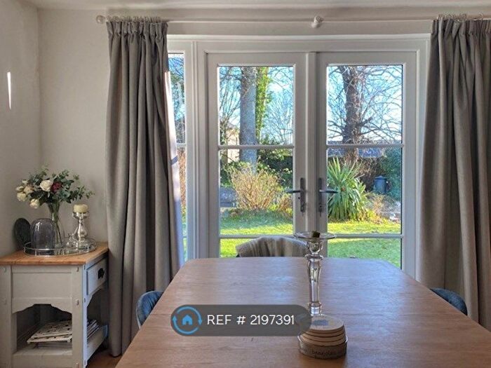 4 Bedroom Semi-Detached House To Rent In The Nurseries, Falmouth, TR11