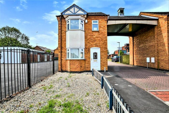 2 Bedroom Semi-Detached House To Rent In Acacia Court, Scunthorpe, DN16