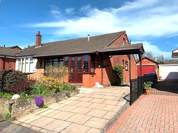 2 Bedroom Semi Detached Bungalow For Sale In Braemar Close, Bucknall, Stoke-On-Trent, ST2